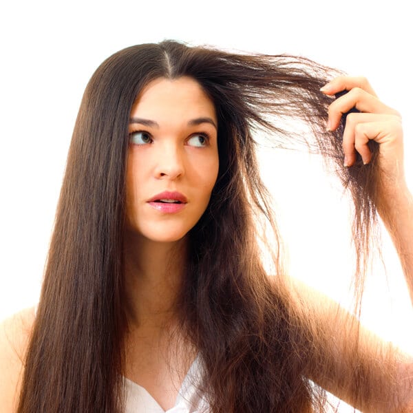 Come Prendersi Cura dei Capelli tra Smog e Inquinamento - Consigli